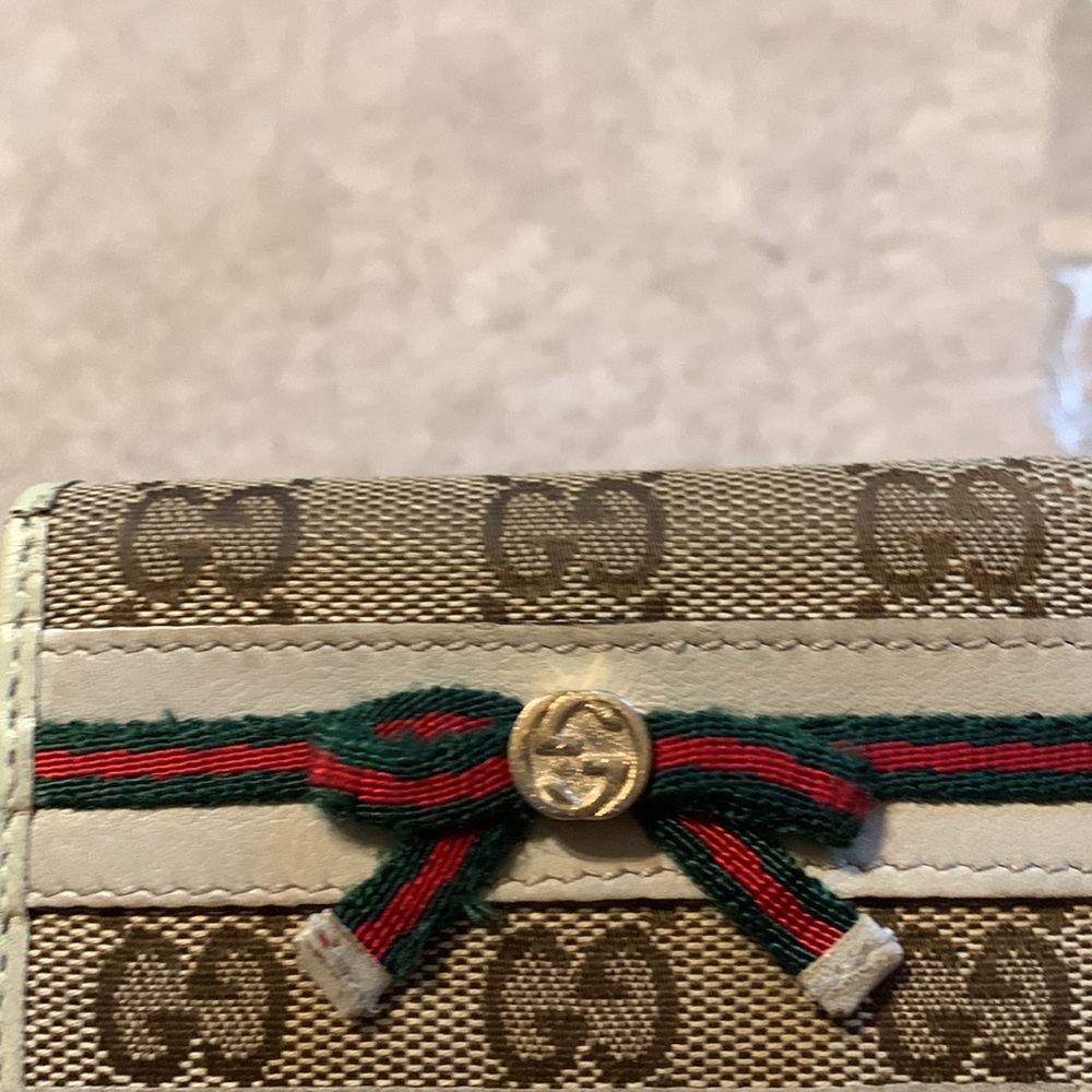 Vintage- Gucci key/ID Holder - Picture 10 of 12